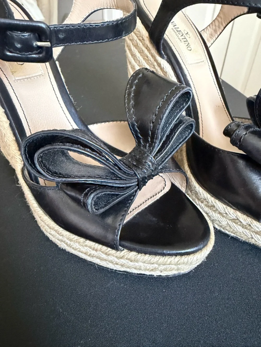 Valentino Garavani Black Leather Bow Espadrille Wedge Sandals Ankle Strap Sz 35 - Picture 8 of 12